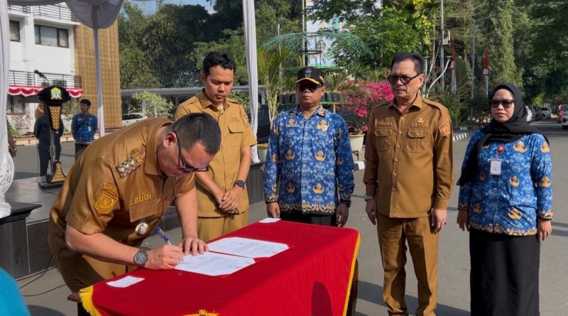 Wali Kota Serang Lantik 533 ASN, Dorong Percepatan Pelayanan Publik dan Peningkatan PAD