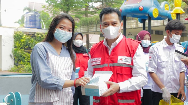 Tangsel Bagikan 14.000 Masker Gratis, Warga Diminta Waspadai Abu Vulkanik