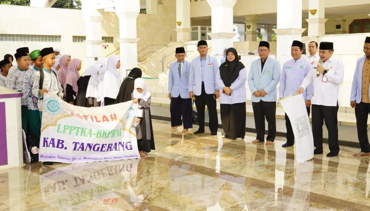 Sekda Lepas Kafilah FASI Menuju Tingkat Provinsi Banten, Tekankan Pentingnya Prestasi Berakhlak Mulia